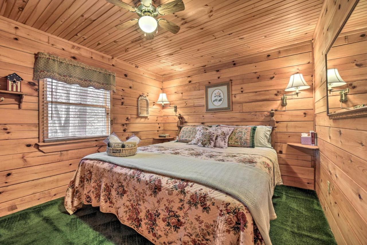 Franklin Cabin With Porch Near Hiking And Waterfalls! Dış mekan fotoğraf